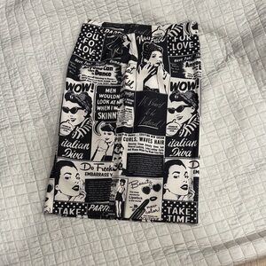 Moschino Graphic Print Pencil Skirt